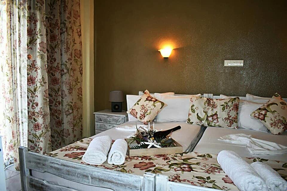 Foteini Rooms Скала Сотирос Екстериор снимка